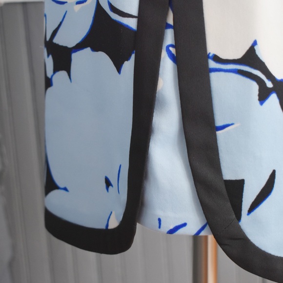 VINCE CAMUTO FLoral Midi - Picture 3 of 8